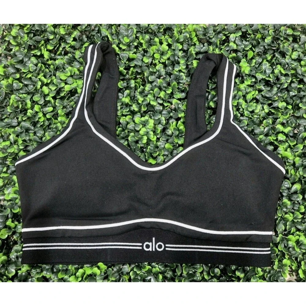 (BRAND NEW) Alo Yoga Black Airbrush Heart Throb Set Size Medium FAST SHIPPING ✅